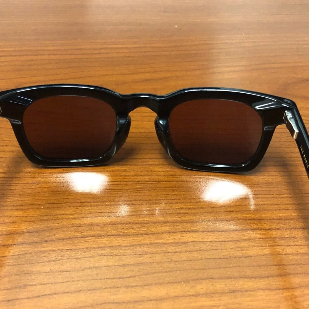 The Radio Haze Crap Eyewear Sunglasses black/sangria